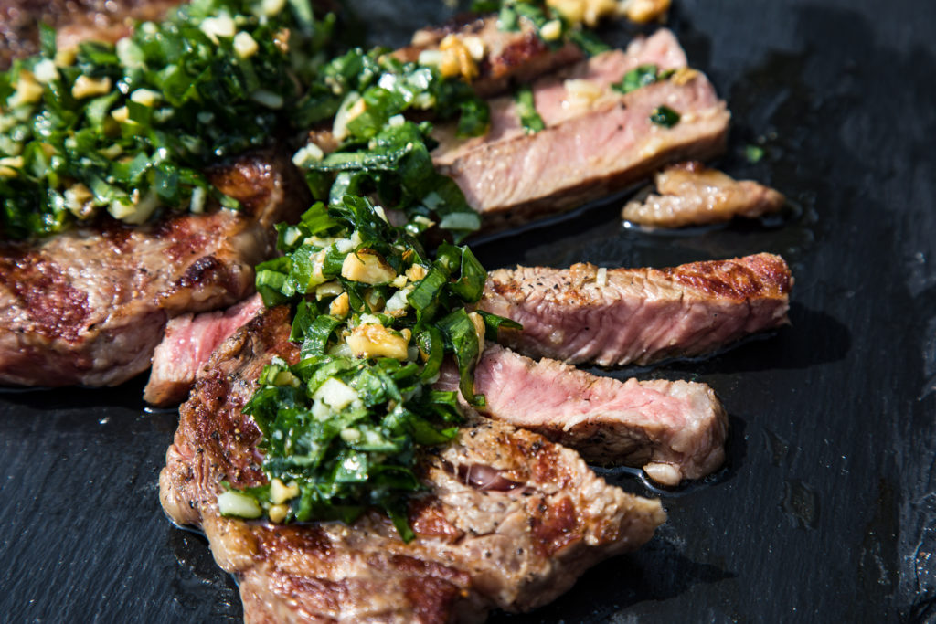 Tagliata vom RibEye Steak mit BärlauchPesto Marcher Fleischwerkstatt